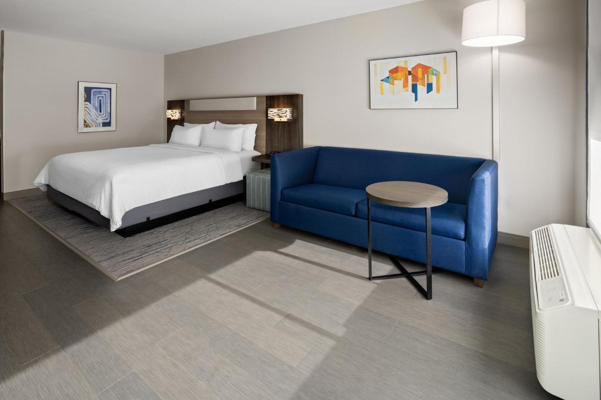 Holiday Inn Express & Suites Waynesboro East エクステリア 写真