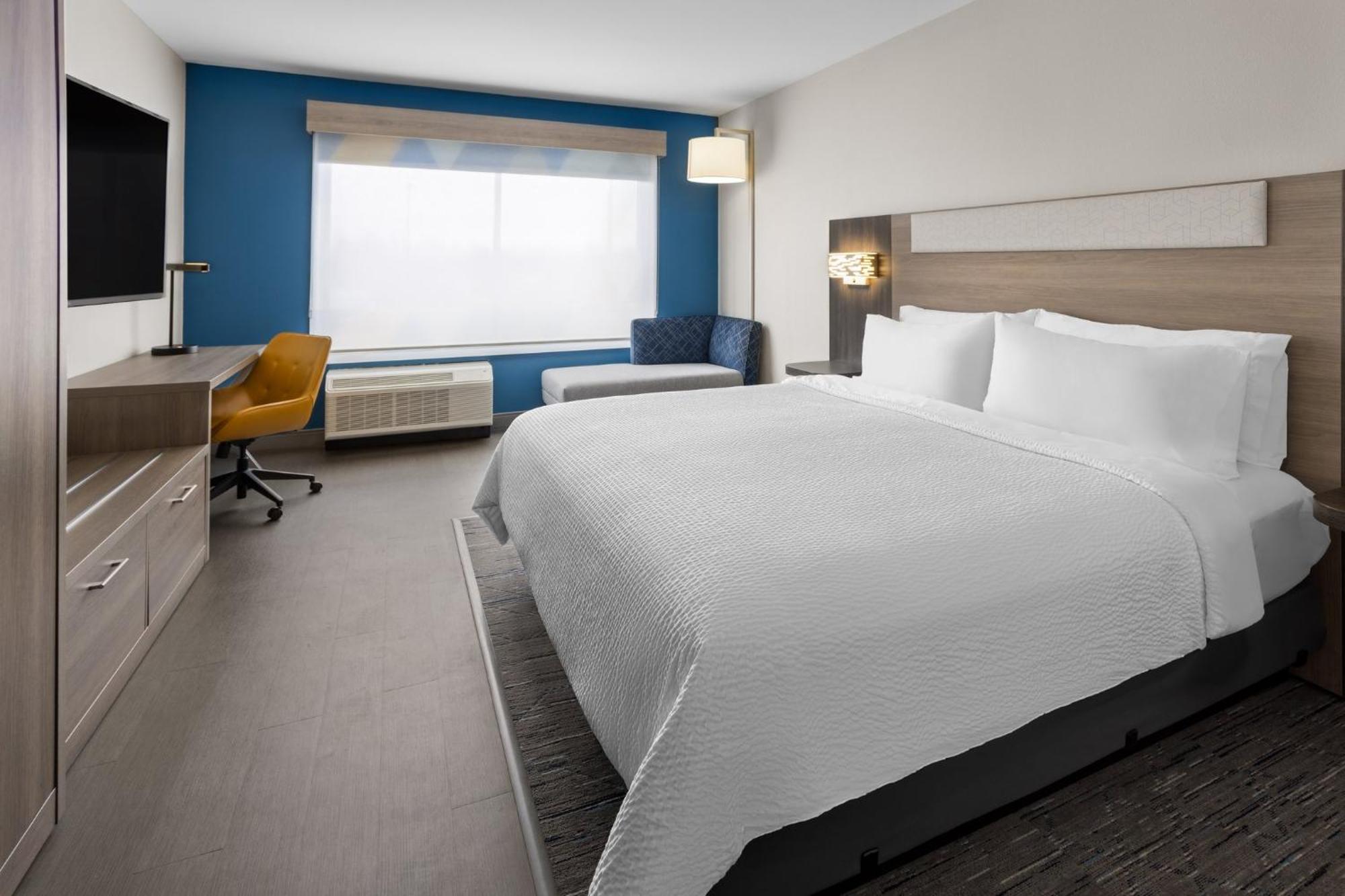 Holiday Inn Express & Suites Waynesboro East エクステリア 写真