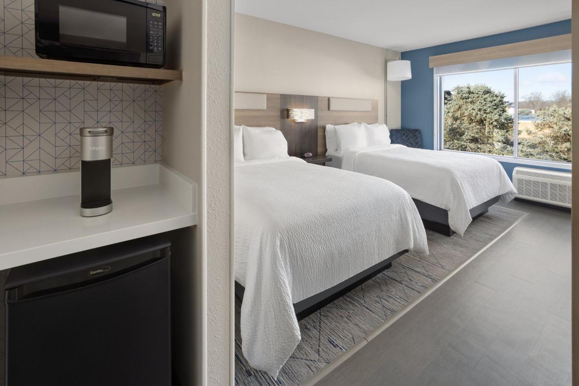 Holiday Inn Express & Suites Waynesboro East エクステリア 写真